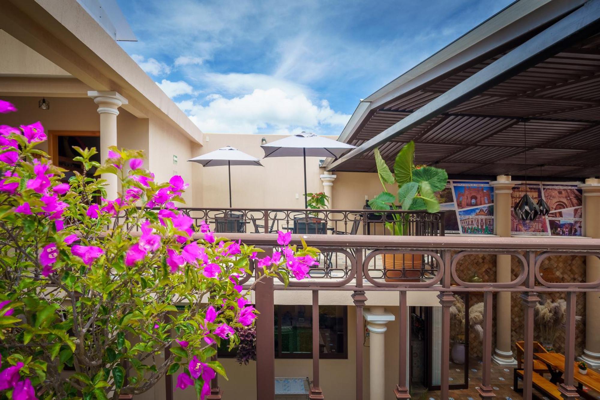 Tierra Alta Hostal San Cristobal de las Casas Luaran gambar