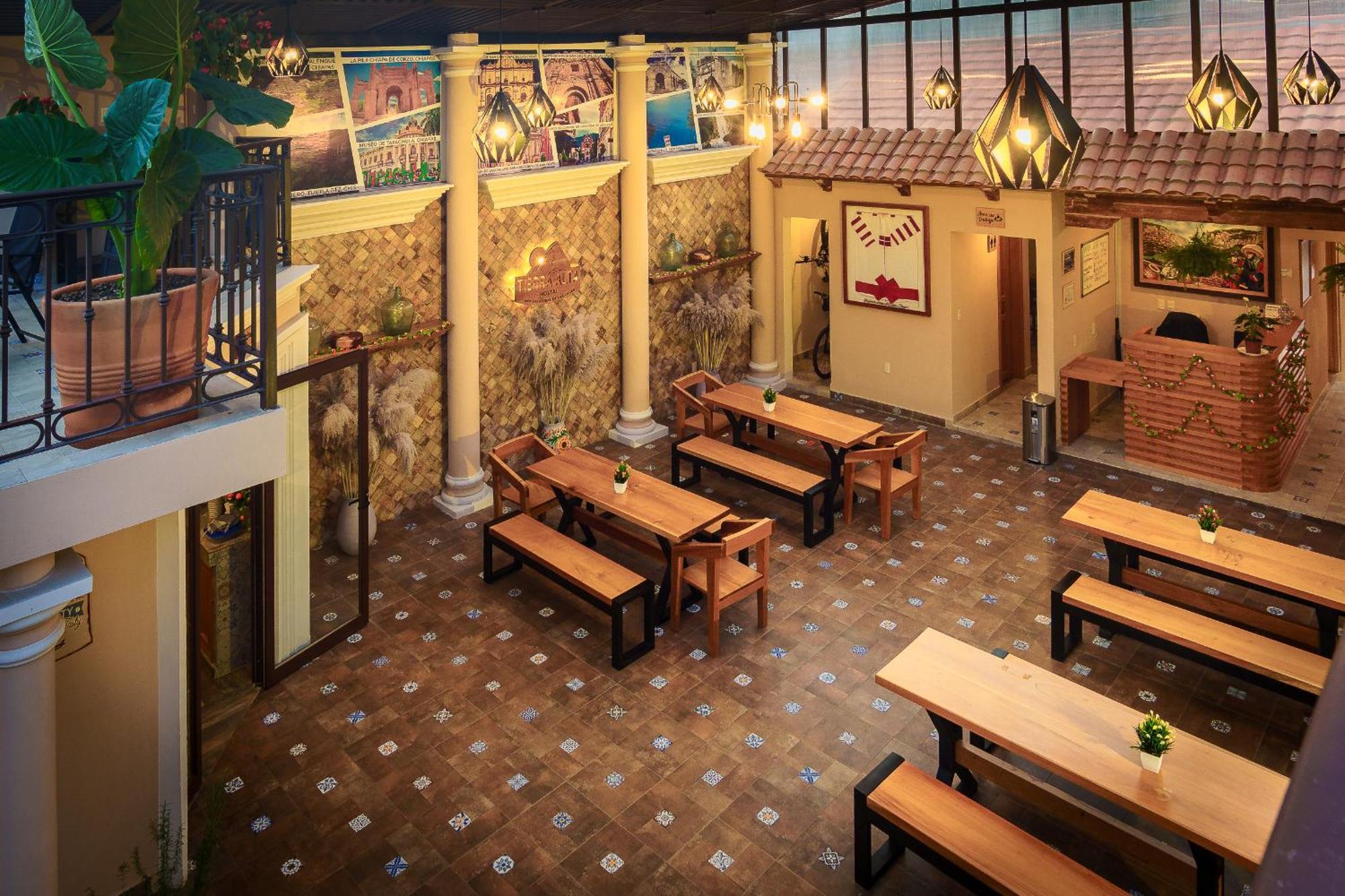 Tierra Alta Hostal San Cristobal de las Casas Luaran gambar