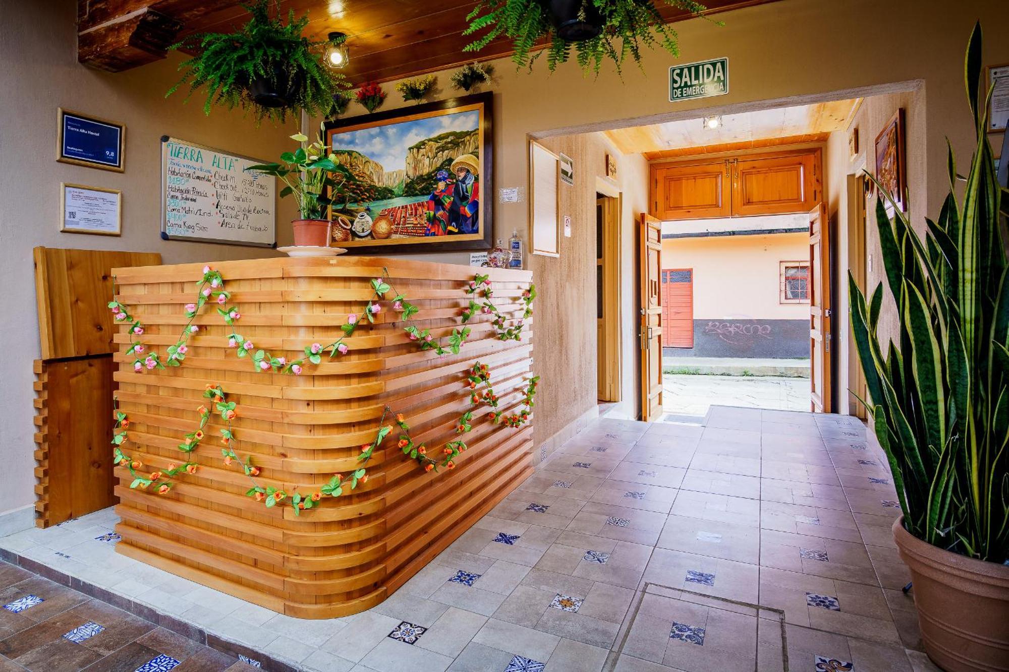 Tierra Alta Hostal San Cristobal de las Casas Luaran gambar